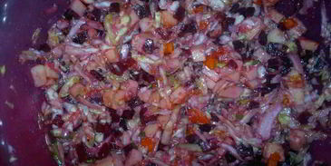 винегрет со свежей капустой и огурцом