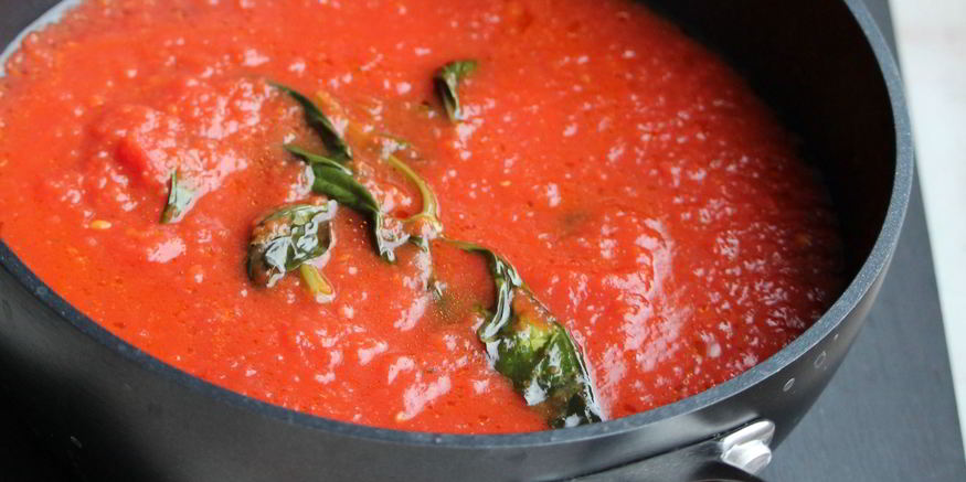 Рецепт итальянского томатного соуса