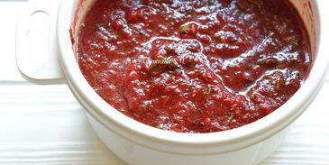 соус из гриль-перца с жимолостью