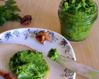 Песто из петрушки