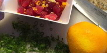 тартар из тунца с авокадо