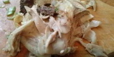 борщ с кислой капустой на перепелах