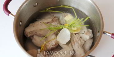 борщ с куриными крылышками