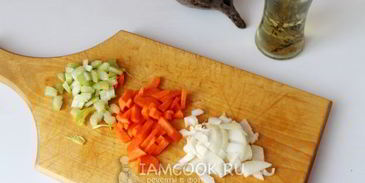 борщ с куриными крылышками