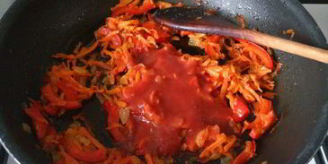 борщ с щавелем и фасолью