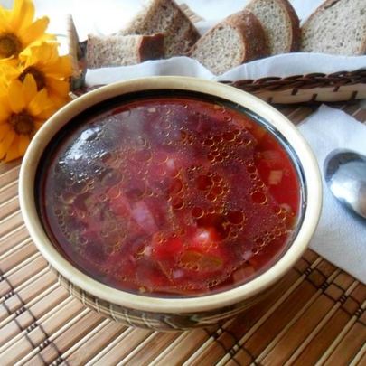 Борщ со свекольной ботвой