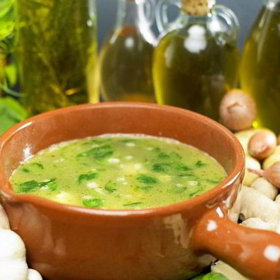 Холодный борщ со шпинатом