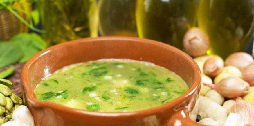 Рецепт холодного борща со шпинатом