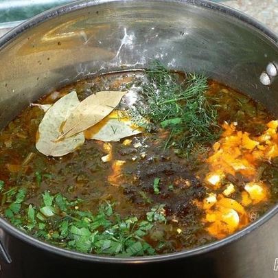 Зеленый борщ