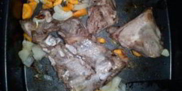 бульон из свинины