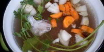 бульон из свинины