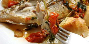 дорада в сумасшедшем бульоне