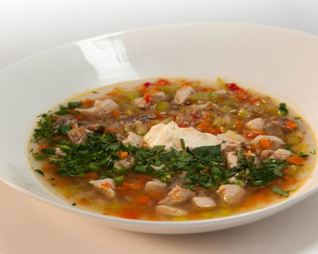 Гречневый суп с потрошками на курином бульоне