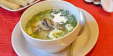 грибной суп на мясном бульоне