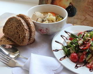 Суп из черемши на курином бульоне