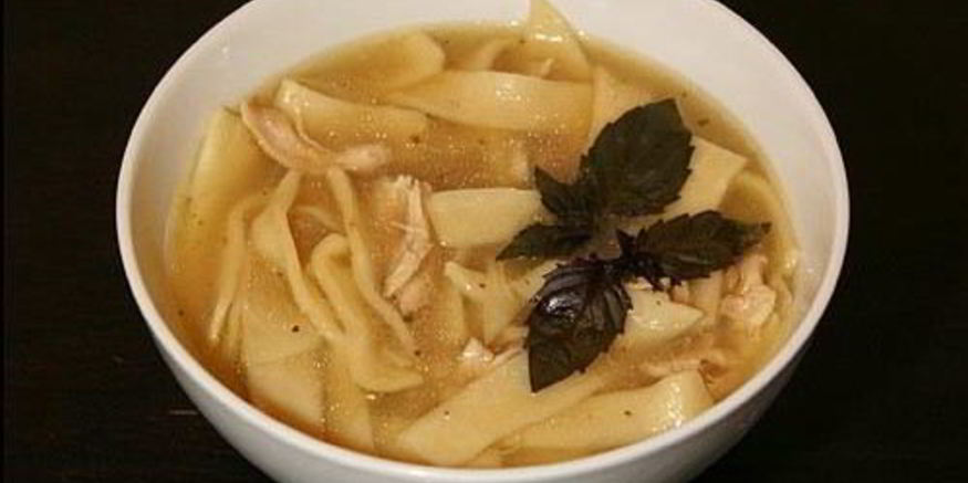 Рецепт супа с лапшой по-домашнему на курином бульоне