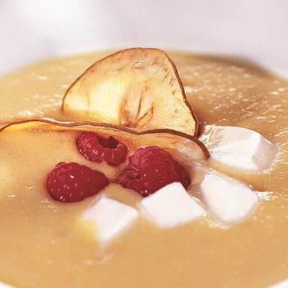 Фруктовый суп с пломбиром