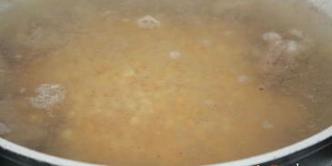 гороховый суп на баранине с кабачком и сарделькой