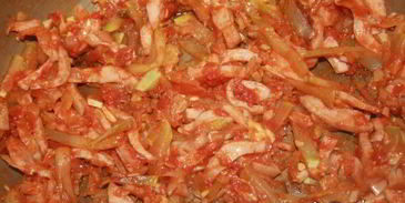 гороховый суп на баранине с кабачком и сарделькой