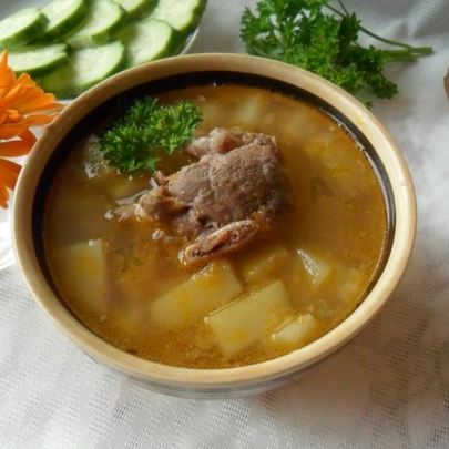 Гороховый суп на говяжьей косточке