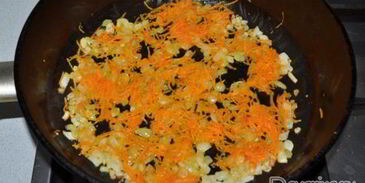 гороховый суп с колбасой