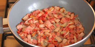 гороховый суп с копчеными ребрышками