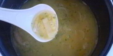 гороховый суп с сухариками