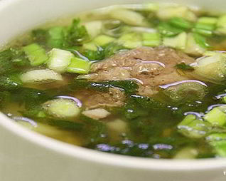 Гороховый суп с тушенкой