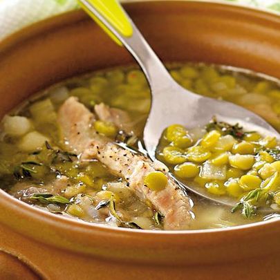 Гороховый суп со свиной рулькой