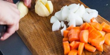 гороховый суп в хлебе