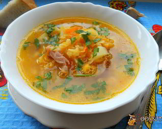 Суп гороховый с копченой курицей