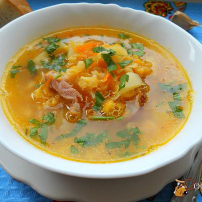 Суп гороховый с копченой курицей