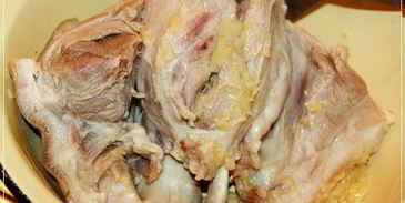 суп гороховый с рулькой поросячьей