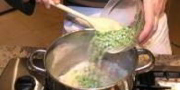 суп из риса и гороха