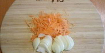 вегетарианский гороховый суп в мультиварке