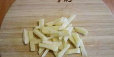 вегетарианский гороховый суп в мультиварке