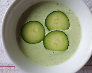 Холодник из огурцов