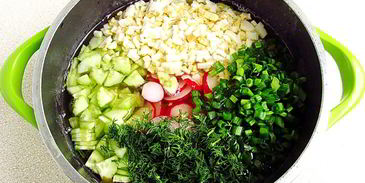 холодник со щавелем