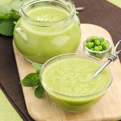 Холодный суп из кабачков с мятой