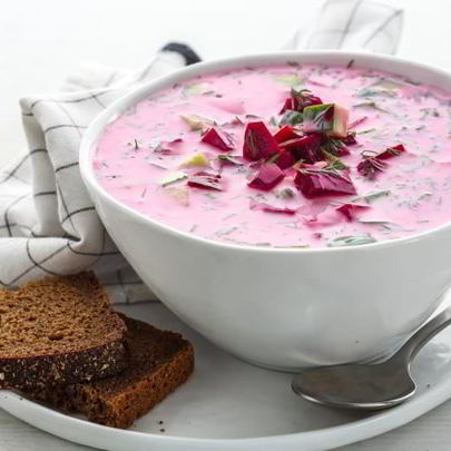 Холодный суп из простокваши и свеклы