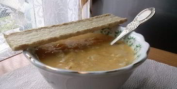 крем-суп с красной чечевицей и кукурузой