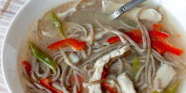 куриный суп с гречневой лапшой