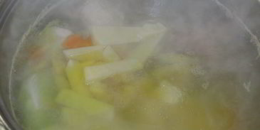 куриный суп с грибами и домашней пастой