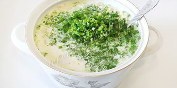 окрошка на сыворотке с куриной грудкой