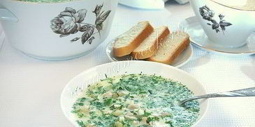 окрошка на сыворотке с куриной грудкой