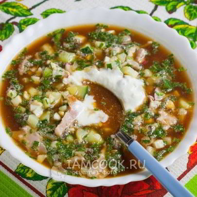 Окрошка с копченой курицей