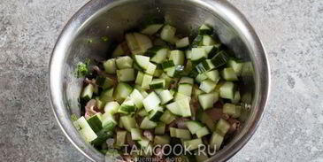 окрошка с копченой курицей