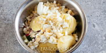 окрошка с копченой курицей