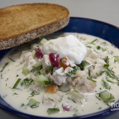 Окрошка с куриной грудкой