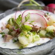 Рецепт Окрошки с водой, сметаной и редисом